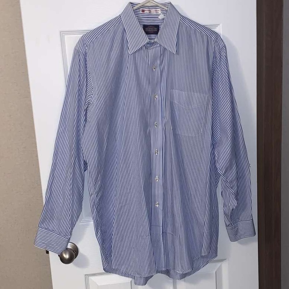 Kenneth Gordon blue and white striped button down size 16-34